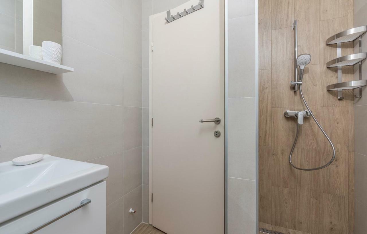 Apartments Hana In Funtana Kültér fotó